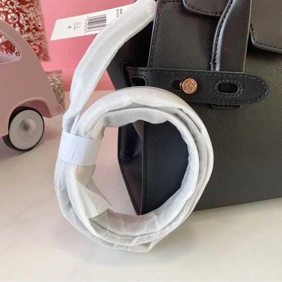 Final Sale!!! 👜 MICHAEL KORS 🌺 Carmen Medium Faux Leather Belted Satchel - Picture 11 of 13